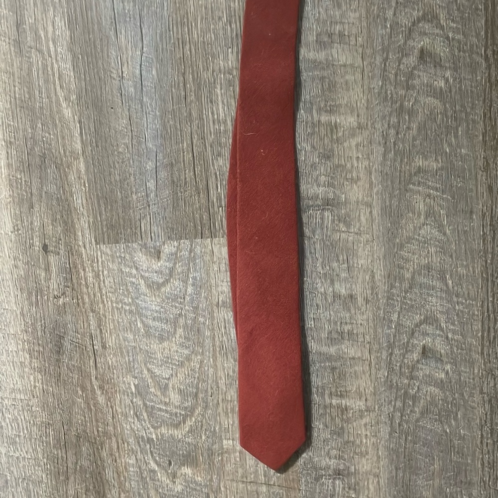 Terracotta Tie